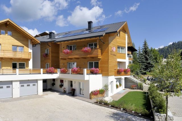 Appartamenti in Alta Badia con tutti i comfort Immagine: appartamenti Residence Mirasas